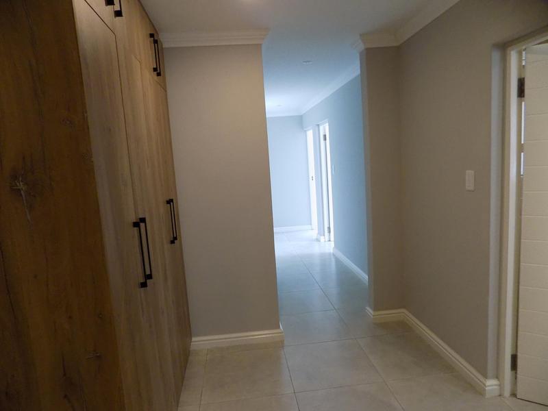 3 Bedroom Property for Sale in Fraaiuitsig Western Cape